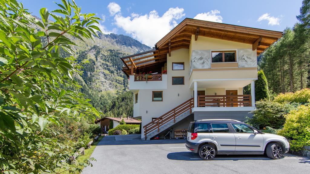Apart Alpen Langenfeld Ngoại thất bức ảnh